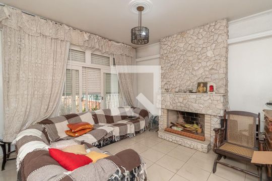 Casa à venda com 4 quartos, 223m² em Sarandi, Porto Alegre