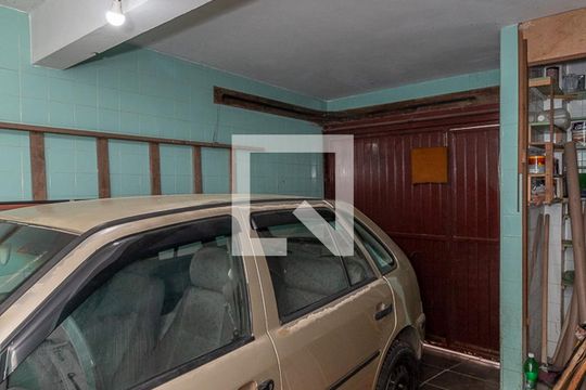 Casa 2 Garagem de casa à venda com 4 quartos, 223m² em Sarandi, Porto Alegre