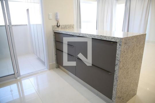 Cozinha de apartamento para alugar com 3 quartos, 109m² em Setor Bueno, Goiânia