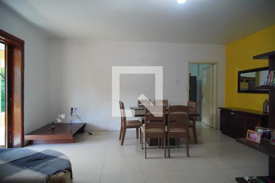 Sala de casa para alugar com 4 quartos, 260m² em Hamburgo Velho, Novo Hamburgo