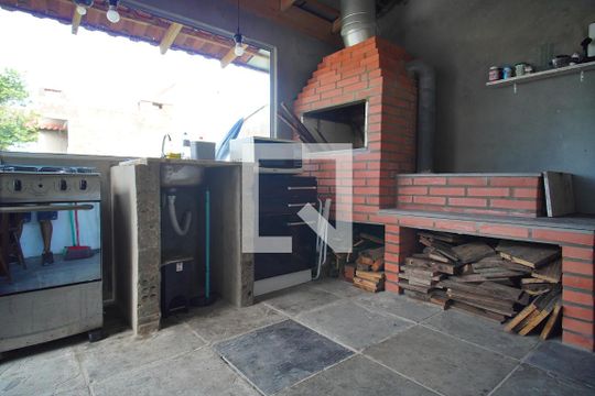 Churrasqueira de casa para alugar com 4 quartos, 260m² em Hamburgo Velho, Novo Hamburgo