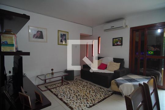 Casa para alugar com 4 quartos, 260m² em Hamburgo Velho, Novo Hamburgo