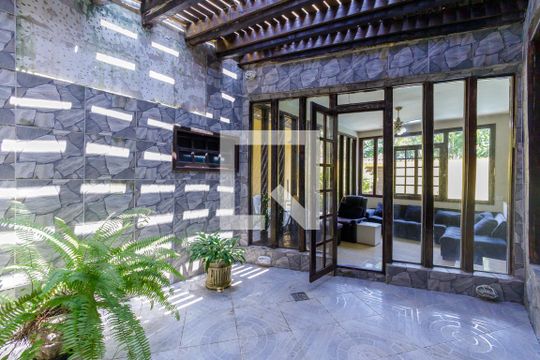 Jardim de casa à venda com 4 quartos, 380m² em Recreio dos Bandeirantes, Rio de Janeiro