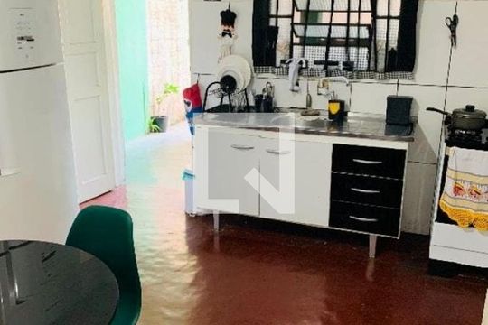 Casa à venda com 2 quartos, 191m² em Vila Santa Edwiges, Osasco