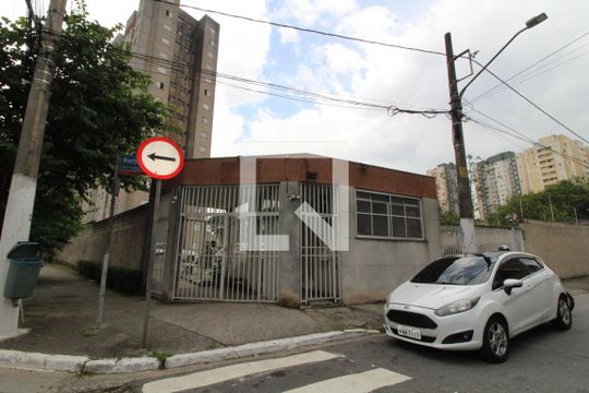 Fachada de apartamento para alugar com 2 quartos, 46m² em Cidade São Mateus, São Paulo