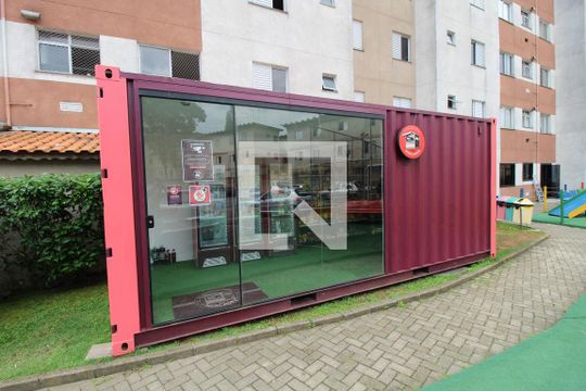 Market de apartamento para alugar com 2 quartos, 46m² em Cidade São Mateus, São Paulo