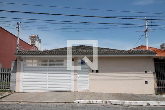 Fachada de casa à venda com 3 quartos, 195m² em Vila Feliz, São Paulo