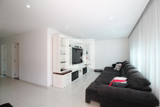 Sala   de casa à venda com 3 quartos, 195m² em Vila Feliz, São Paulo