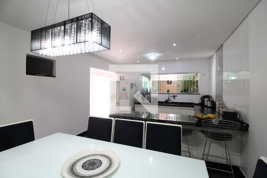 Cozinha de casa à venda com 3 quartos, 195m² em Vila Feliz, São Paulo