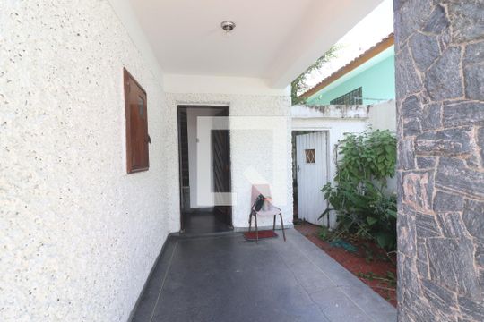 Quintal  de casa à venda com 3 quartos, 179m² em Água Fria, São Paulo