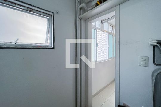 Quarto de Serviço de apartamento à venda com 2 quartos, 150m² em Itaim Bibi, São Paulo