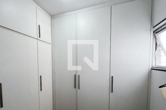 Quarto de Serviço de apartamento à venda com 2 quartos, 150m² em Itaim Bibi, São Paulo