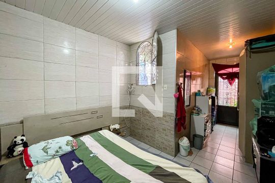 Edícula  de casa para alugar com 4 quartos, 280m² em Vila Nova Cachoeirinha, São Paulo