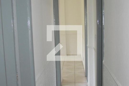 Corredor de apartamento para alugar com 2 quartos, 52m² em Rocha, Rio de Janeiro