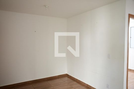 Sala de apartamento para alugar com 2 quartos, 40m² em Lajeado, Cotia