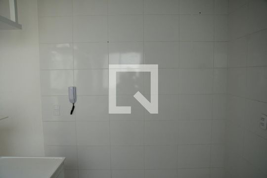 Cozinha e Área de Serviço de apartamento para alugar com 2 quartos, 40m² em Lajeado, Cotia