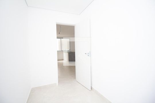 Quarto de apartamento à venda com 2 quartos, 46m² em Jardim Ana Rosa, São Paulo