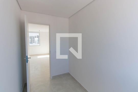 Quarto 2 de apartamento para alugar com 2 quartos, 41m² em Jardim Ana Rosa, São Paulo