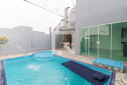 Área comum - Piscina de casa à venda com 3 quartos, 204m² em Vila Laís, São Paulo