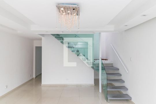Sala de casa à venda com 3 quartos, 204m² em Vila Laís, São Paulo