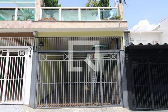 Fachada de casa à venda com 3 quartos, 120m² em Jardim Umuarama, São Paulo