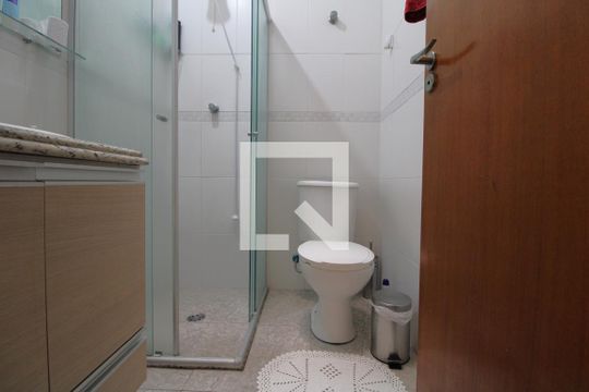 Banheiro de casa à venda com 3 quartos, 120m² em Jardim Umuarama, São Paulo