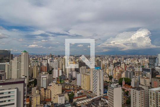 Vista de apartamento à venda com 3 quartos, 210m² em Cerqueira César, São Paulo
