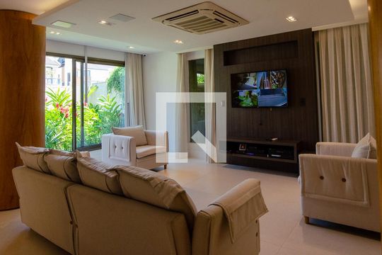 Sala de casa à venda com 4 quartos, 234m² em Recreio dos Bandeirantes, Rio de Janeiro
