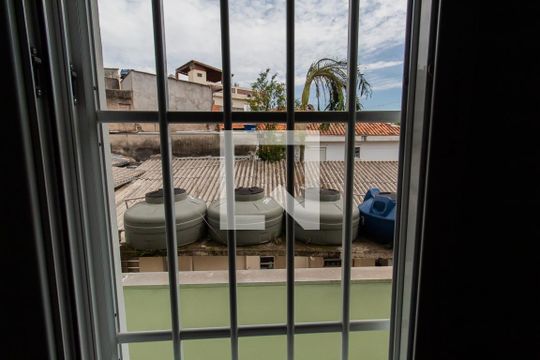 Vista Quarto 2 de casa para alugar com 3 quartos, 130m² em Jardim Monte Kemel, São Paulo