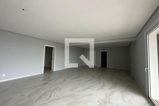 Sala de apartamento à venda com 3 quartos, 135m² em Morro do Espelho, São Leopoldo
