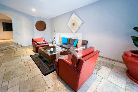 Hall de apartamento para alugar com 1 quarto, 75m² em Itaim Bibi, São Paulo