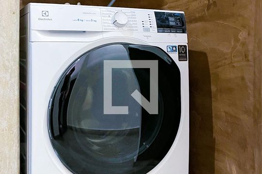 Maquina de Lavar de apartamento para alugar com 1 quarto, 75m² em Itaim Bibi, São Paulo