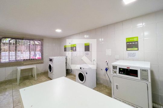 Lavanderia de apartamento para alugar com 1 quarto, 75m² em Itaim Bibi, São Paulo