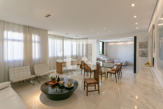 Apartamento à venda com 4 quartos, 150m² em Sion, Belo Horizonte