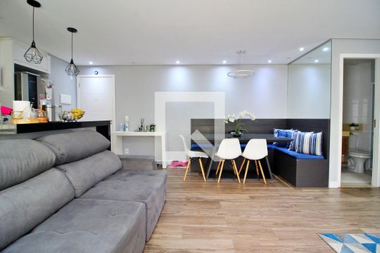 Sala de apartamento à venda com 2 quartos, 75m² em Parque das Nações, Santo André