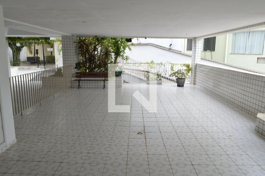 Área comum de apartamento para alugar com 3 quartos, 86m² em Tanque, Rio de Janeiro