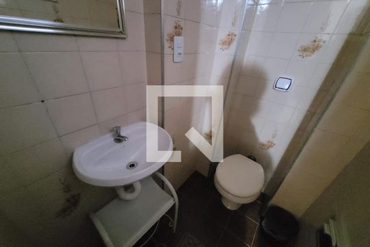 Lavabo de apartamento para alugar com 3 quartos, 80m² em Mooca, São Paulo