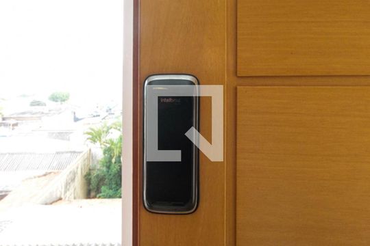 fechadura de apartamento à venda com 2 quartos, 55m² em Chácara Mafalda, São Paulo