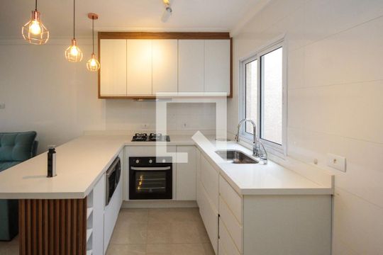 Cozinha de apartamento à venda com 2 quartos, 55m² em Chácara Mafalda, São Paulo