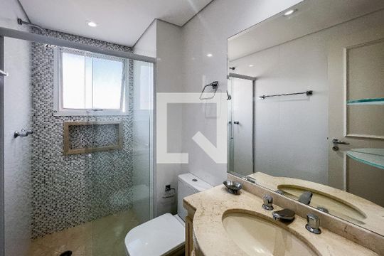 Banheiro da Suíte 2 de apartamento para alugar com 4 quartos, 195m² em Indianópolis, São Paulo