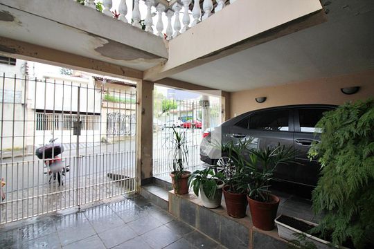 Garagem de casa à venda com 4 quartos, 242m² em Jordanópolis, São Bernardo do Campo