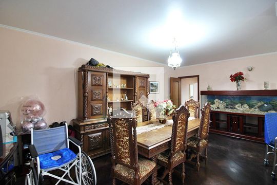 Sala  de casa à venda com 4 quartos, 242m² em Jordanópolis, São Bernardo do Campo