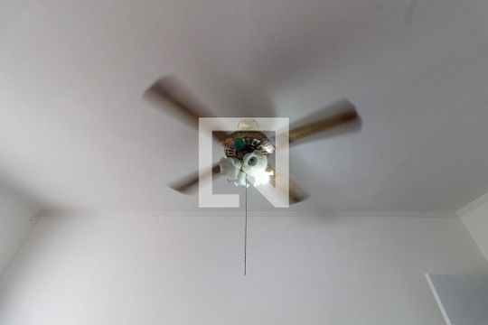 Detalhe da sala de apartamento para alugar com 2 quartos, 65m² em Boqueirão, Praia Grande