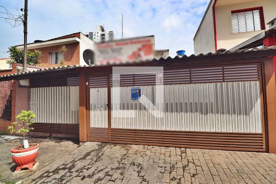 Fachada de casa à venda com 2 quartos, 90m² em Vila Metalúrgica, Santo André