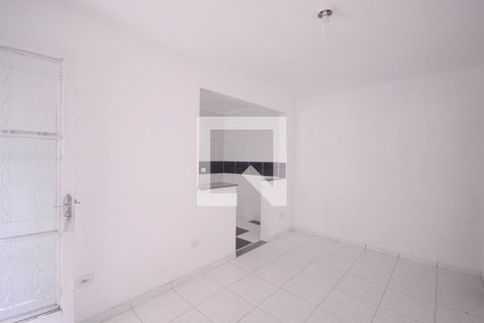 Kitnet/Studio para alugar com 1 quarto, 40m² em Vila Brasilina, São Paulo