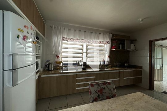 Cozinha de casa à venda com 4 quartos, 210m² em Boa Vista, Novo Hamburgo