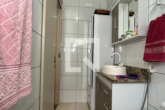 Baheiro da Suíte de casa à venda com 4 quartos, 210m² em Boa Vista, Novo Hamburgo