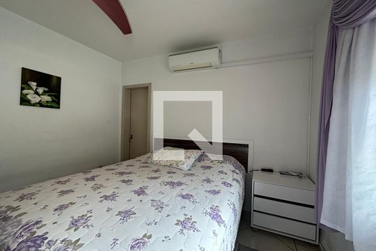 Quarto 1 - Suíte de casa à venda com 4 quartos, 210m² em Boa Vista, Novo Hamburgo