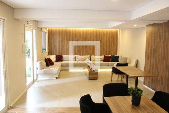 Área comum de kitnet/studio para alugar com 1 quarto, 28m² em Água Branca, São Paulo