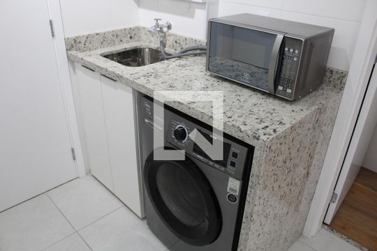 Kitnet/Studio para alugar com 1 quarto, 28m² em Água Branca, São Paulo
